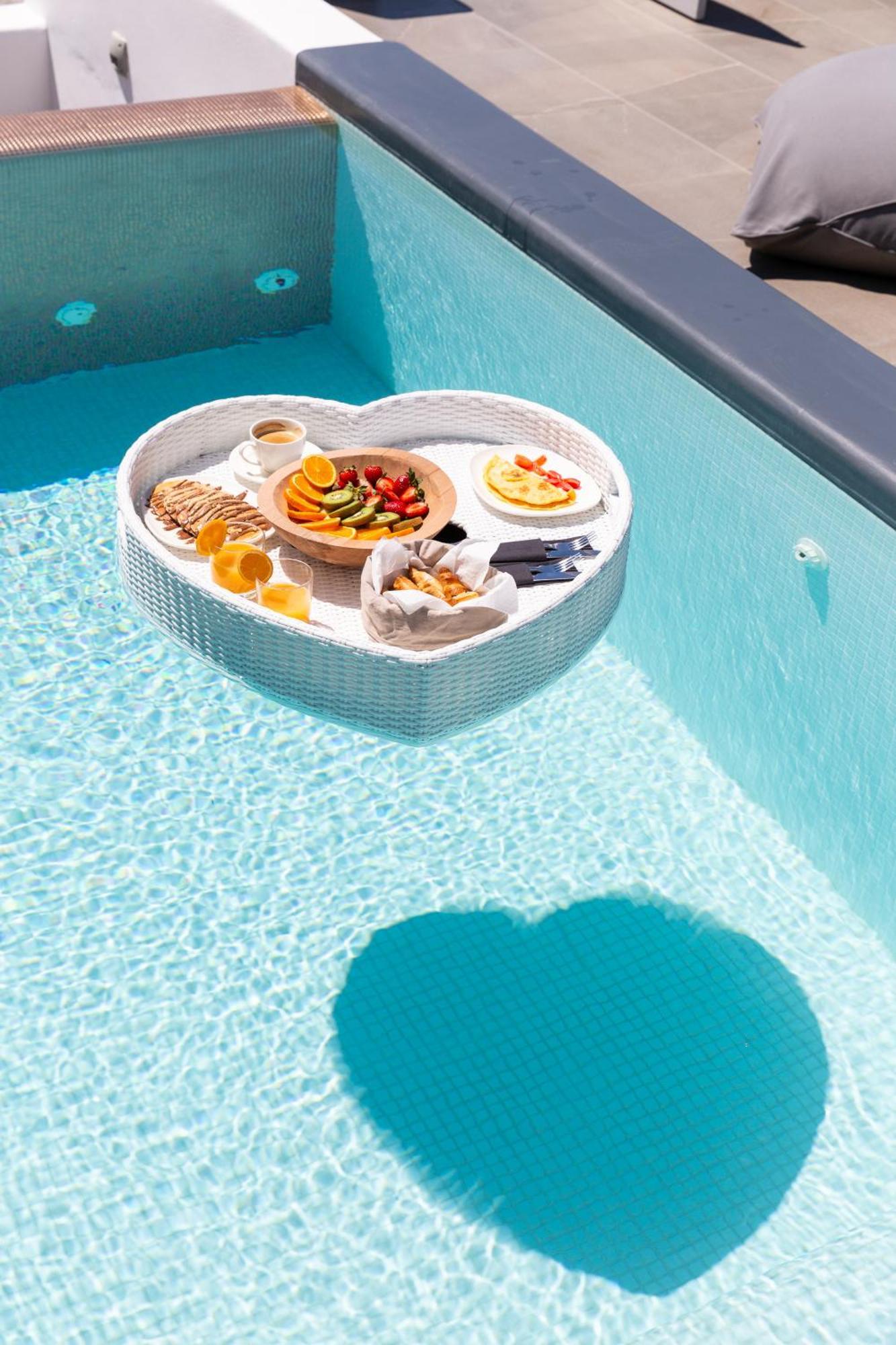 Soil Of Sun Luxury Villas 梅加洛克里 外观 照片