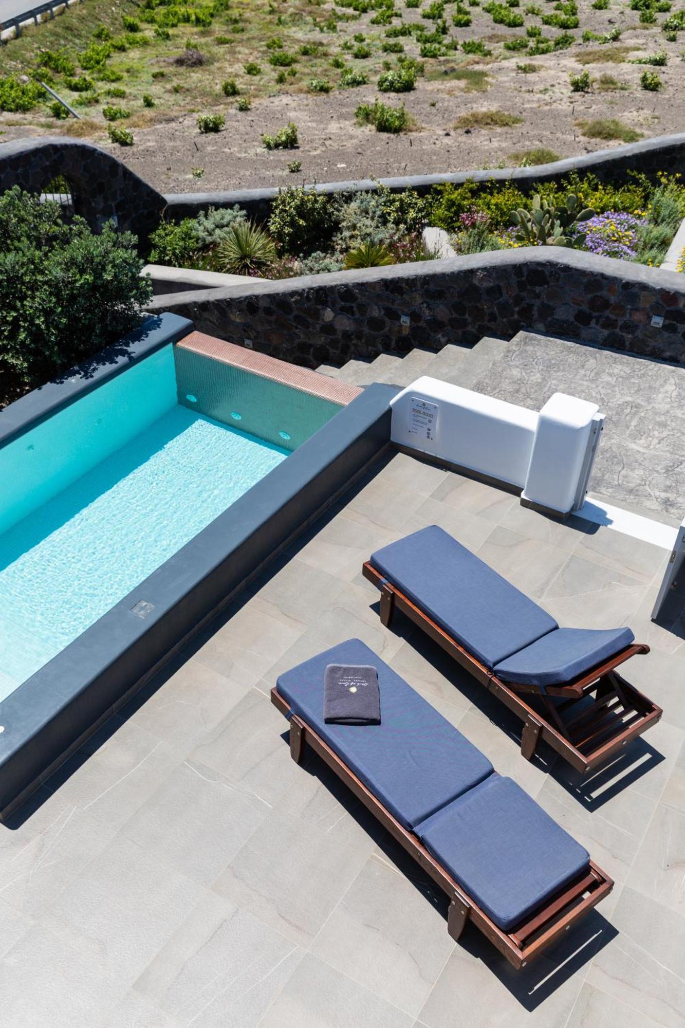 Soil Of Sun Luxury Villas 梅加洛克里 外观 照片