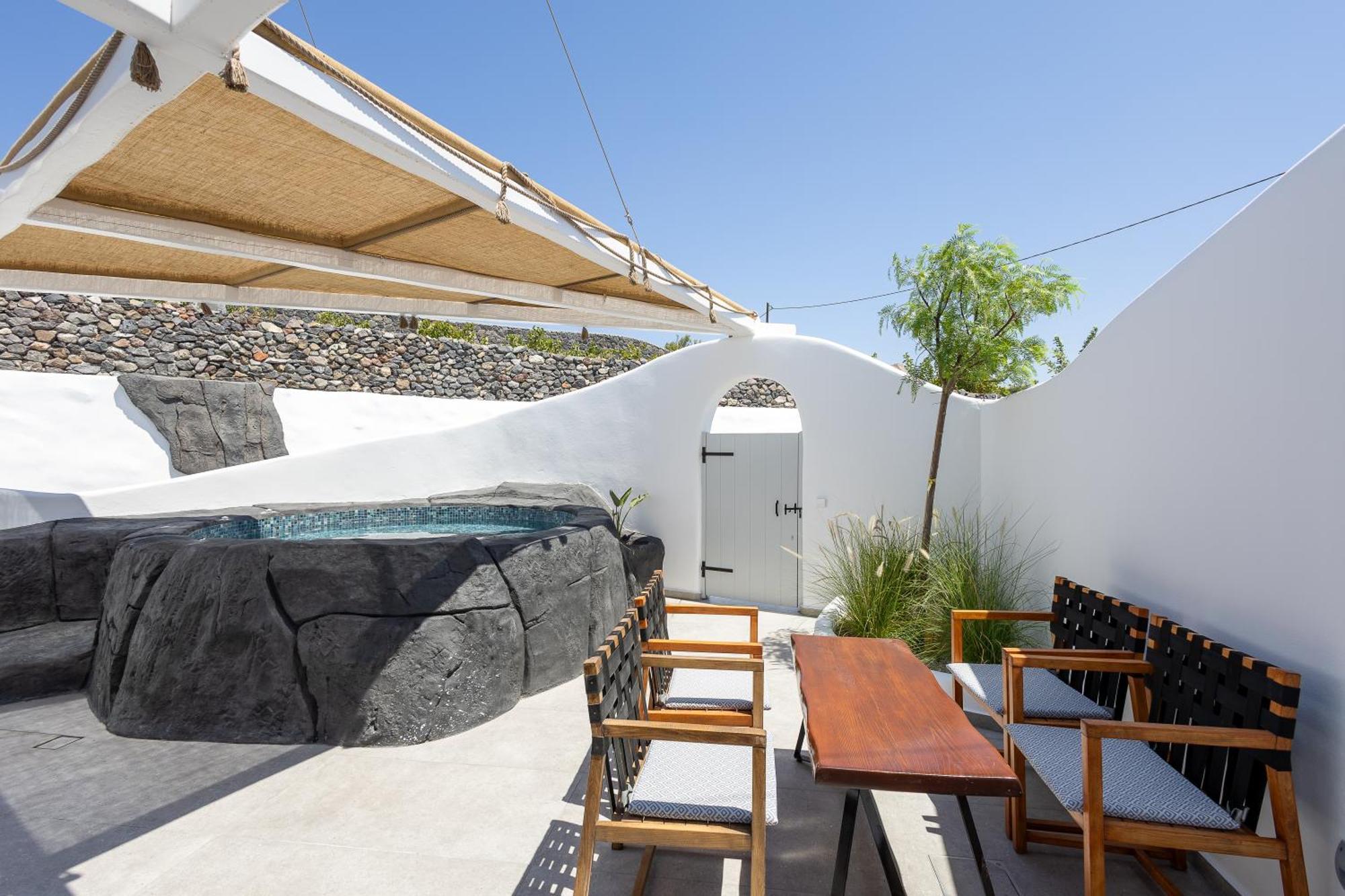 Soil Of Sun Luxury Villas 梅加洛克里 外观 照片