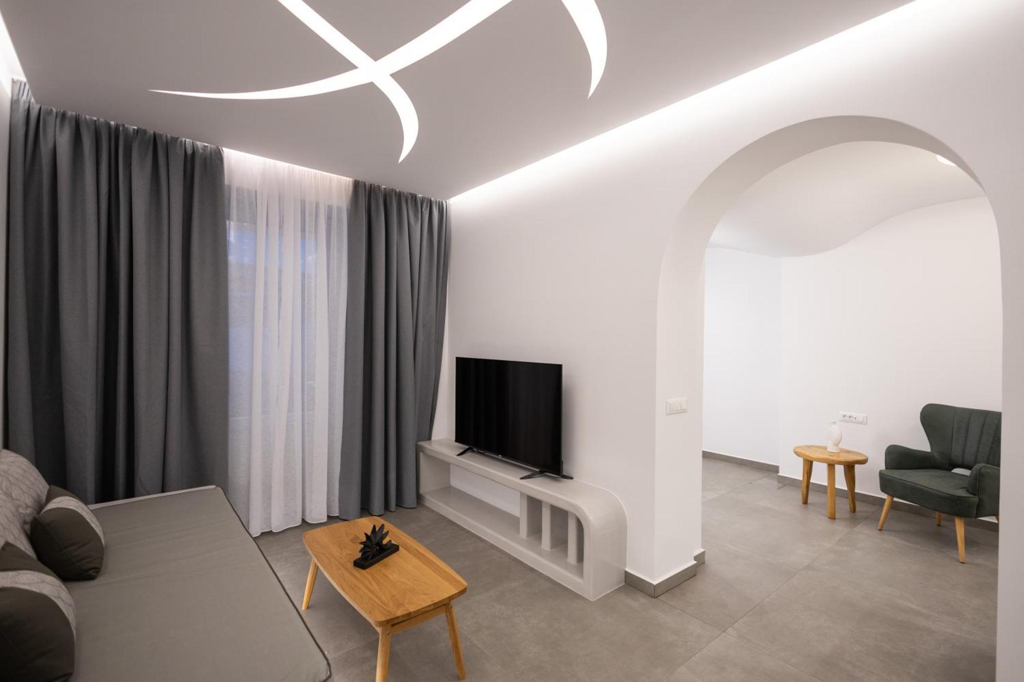 Soil Of Sun Luxury Villas 梅加洛克里 外观 照片